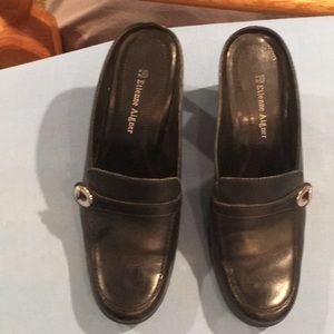 Etienne Aigner black 3” mules